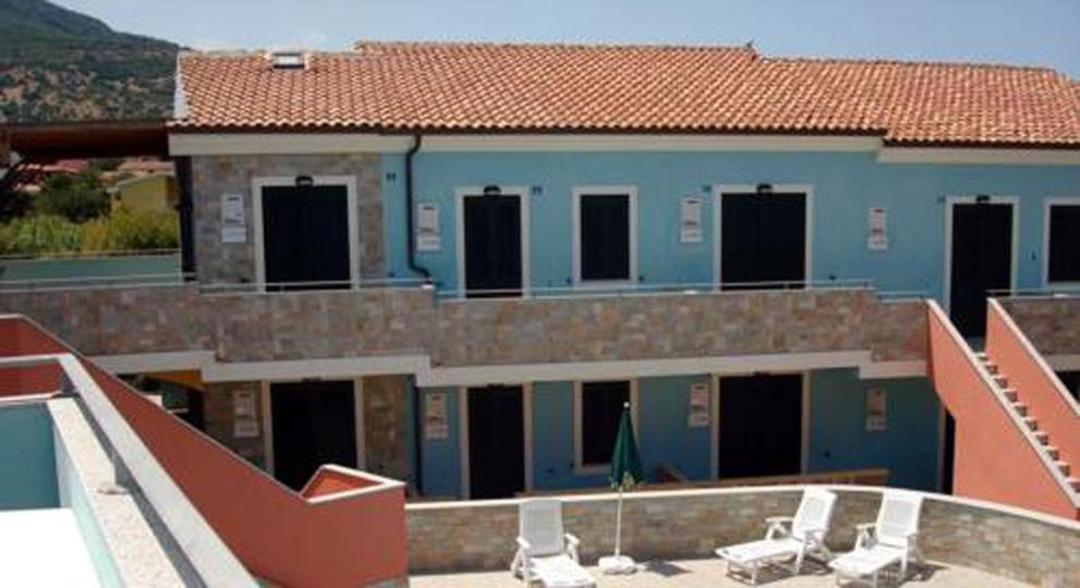 Gli Appartamenti Sul Mare Valledoria  Eksteriør billede
